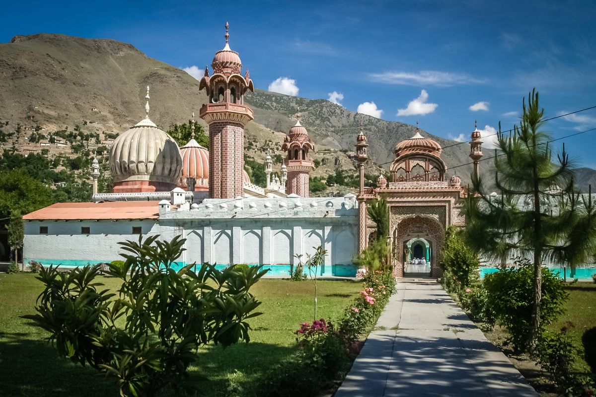 TOP 10 FAMILY PLACES IN PAKISTAN 7 Family Places In Pakistan- Family Vacations in Pakistan