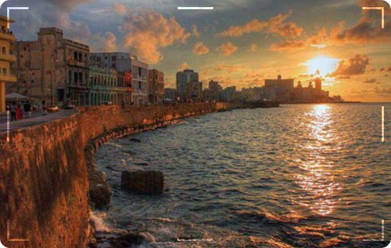 Tourist Attractions In Cuba-Republica de Cuba 11 Malecón