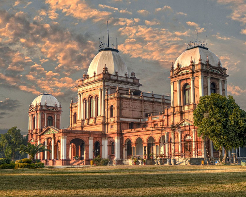 Largest Forts of Pakistan – Oldest Forts in Pakistan 10 Noor-Mahal