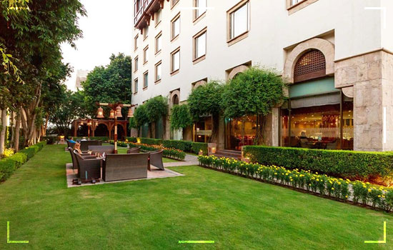 Top 10 Islamabad Restaurants & Best Family Restaurants in Islamabad 10 Rakaposhi-Serena Hotel-Islamabad