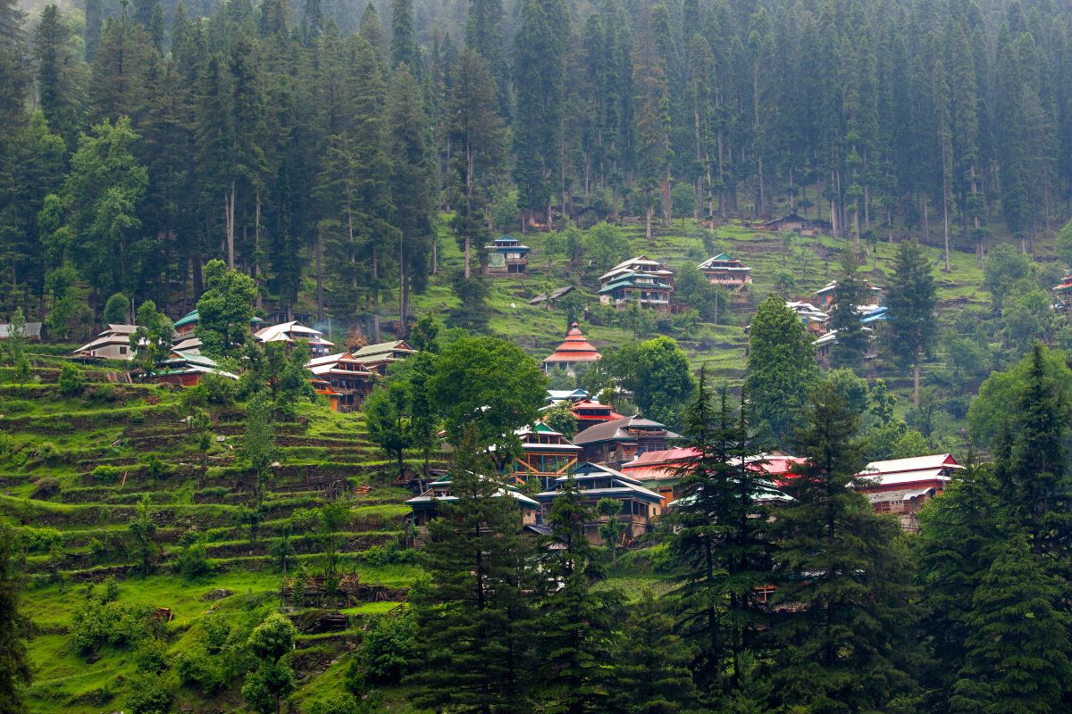 Top 10 Places in Neelum Valley You Must Visit 7 Top 10 Places in Neelum Valley You Must Visit : Sharda - Pakistan Tour and Travel