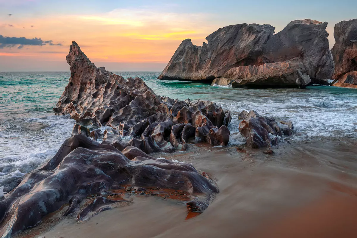 10 Best Photo Locations In Pakistan 18 Top Photo Locations in Pakistan: Gadani Beach Gawadar - Pakistan Tour n Travel