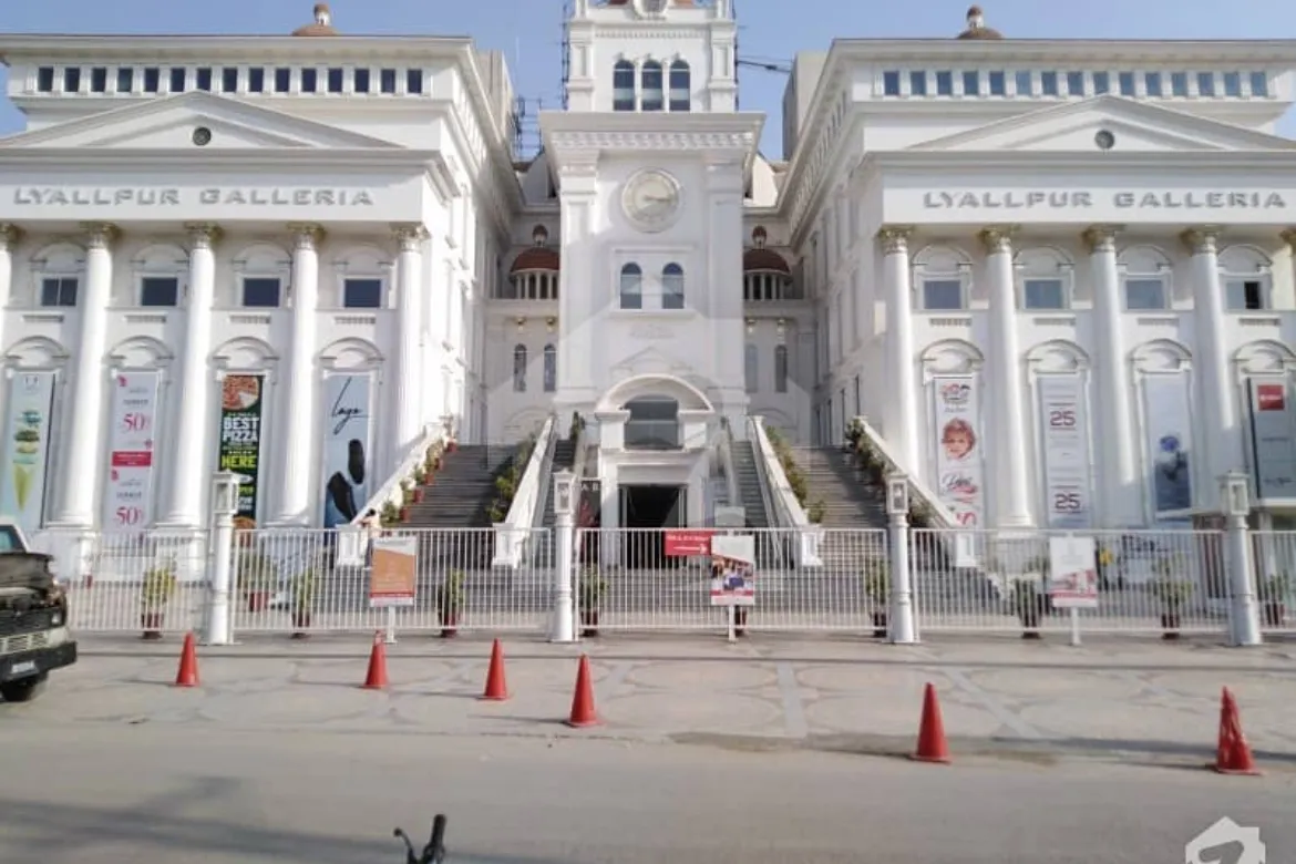 Best Shopping Malls in Pakistan 9 Best Shopping Malls in Pakistan - Pakistan Tour and Travel