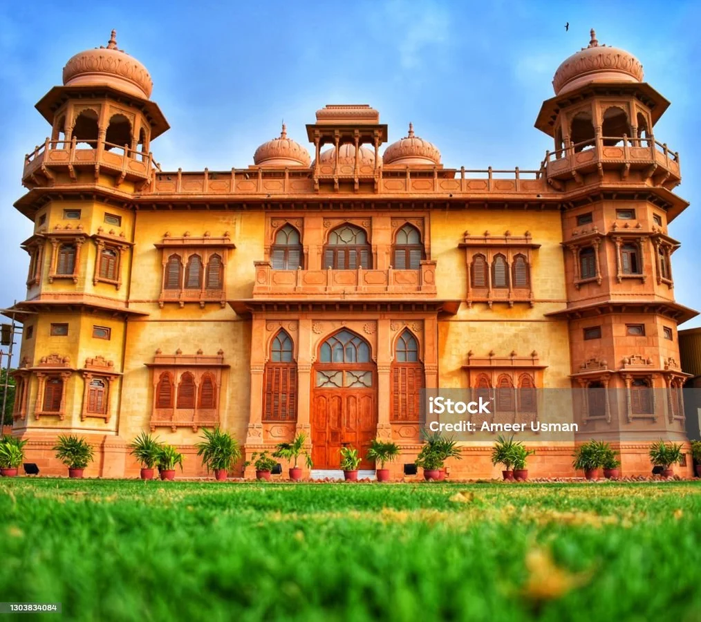 Top Places In Karachi To Visit With Family 4 Most Visit Places In Karachi-Tourist places in Karachi: Mohatta Palace