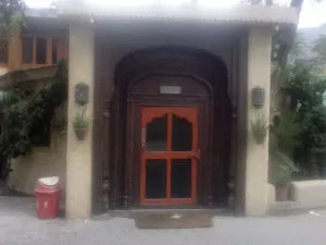 Shangrila Chilas Hotel 5 shangrila chilas hotel front view of reception chillas hotels