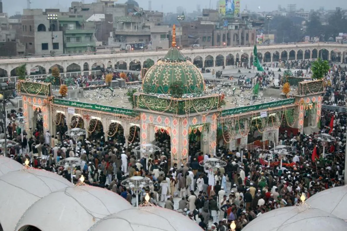 Top Festivals & Shows in Pakistan 11 Top Festivals & Shows in Pakistan - Pakistan Tour n travel